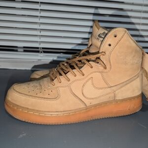 Nike WHEAT AirForce 1s Men's Size 9